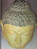 Buddha head in cement. Size H18 cm. Price Exwork 42.000 IDR. Price FOB 3,15 usd excl packing. Art. code: CP098.
