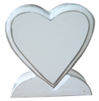 Wooden Heart Tissue holder 1650—Size H12cm, L11,5 cm. 